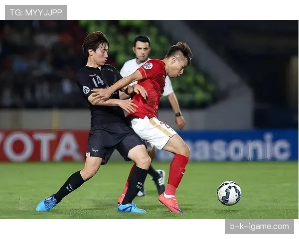 西甲新星闪耀赛场，年度最佳新人花落谁家引热议